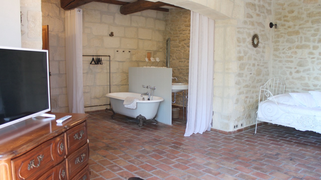 Photo of Bathroom in Aubais