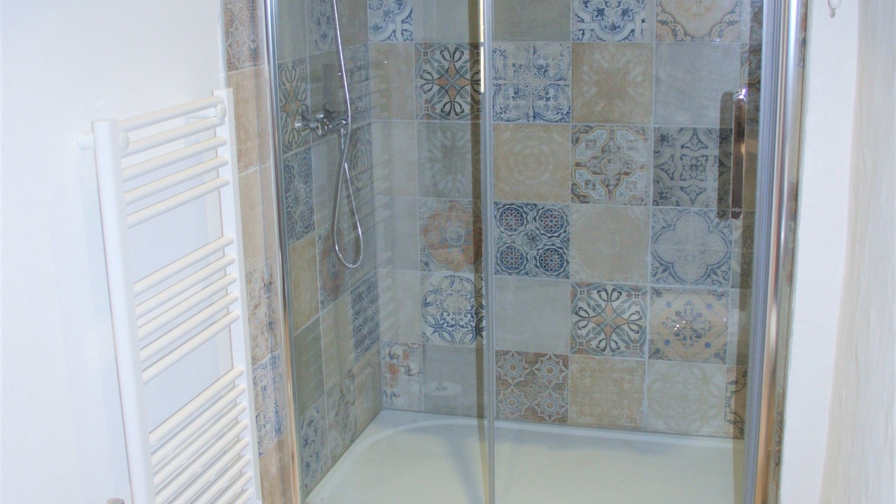 Photo of Bathroom in Asnieres sur Vegre