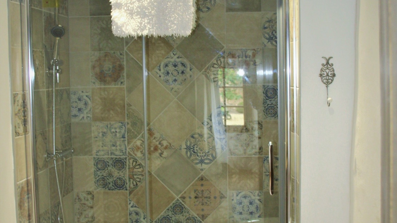 Photo of Bathroom in Asnieres sur Vegre