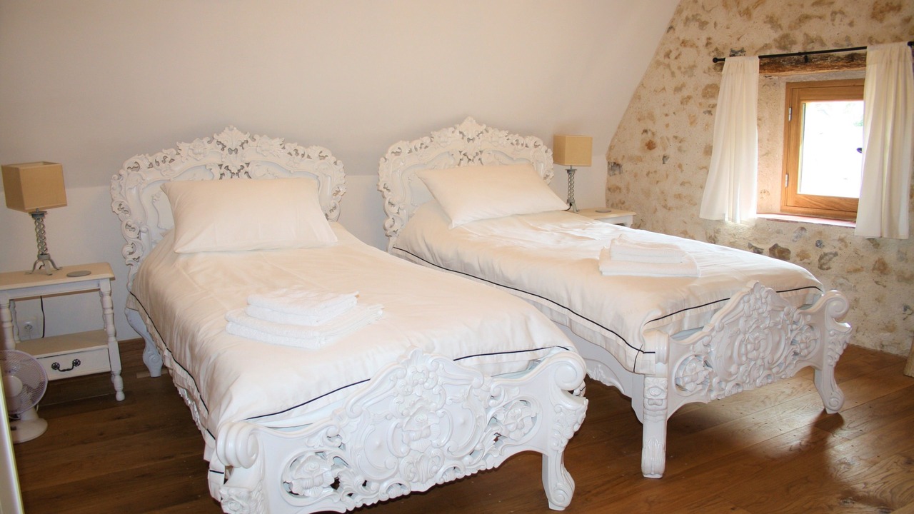 Photo of Bedroom in Asnieres sur Vegre