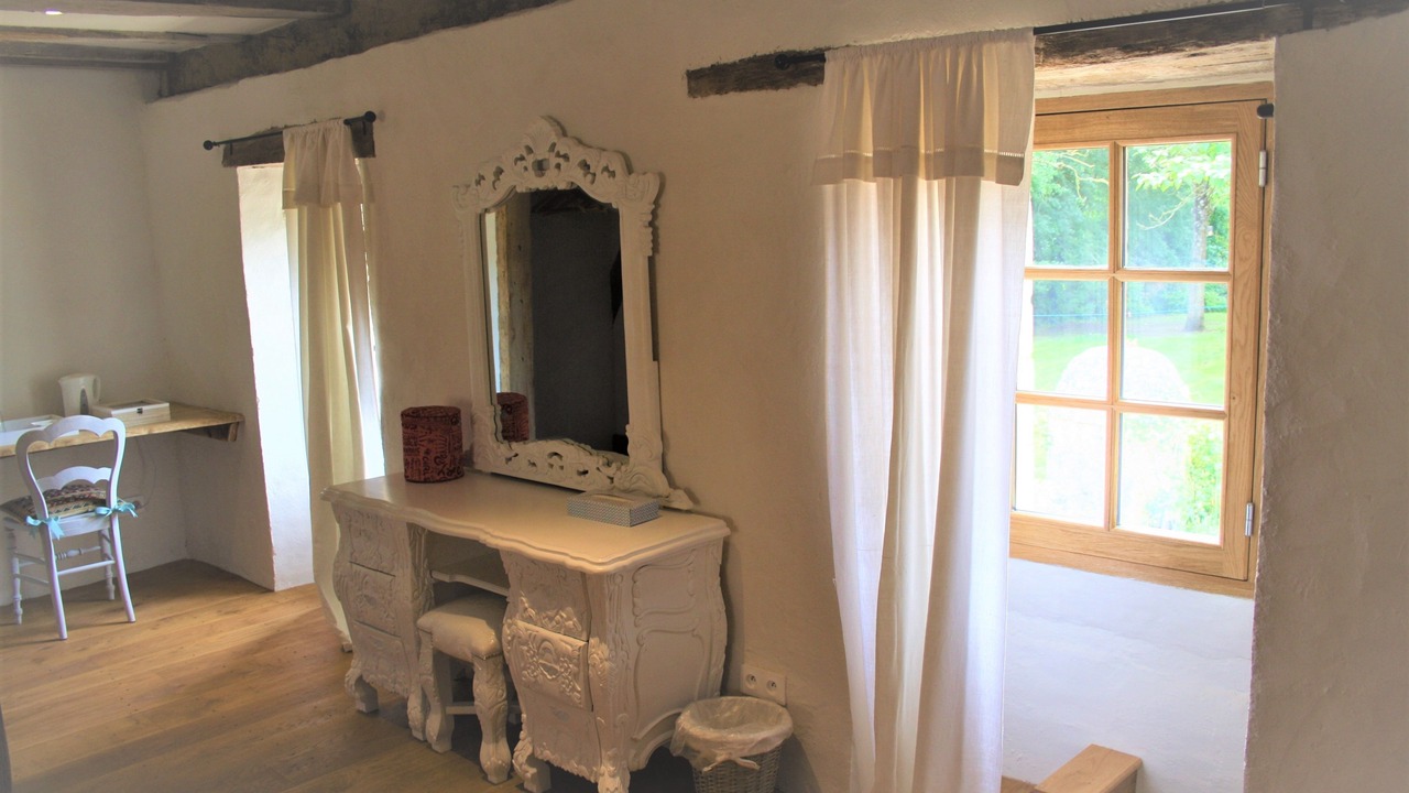 Photo of Outdoor in Asnieres sur Vegre