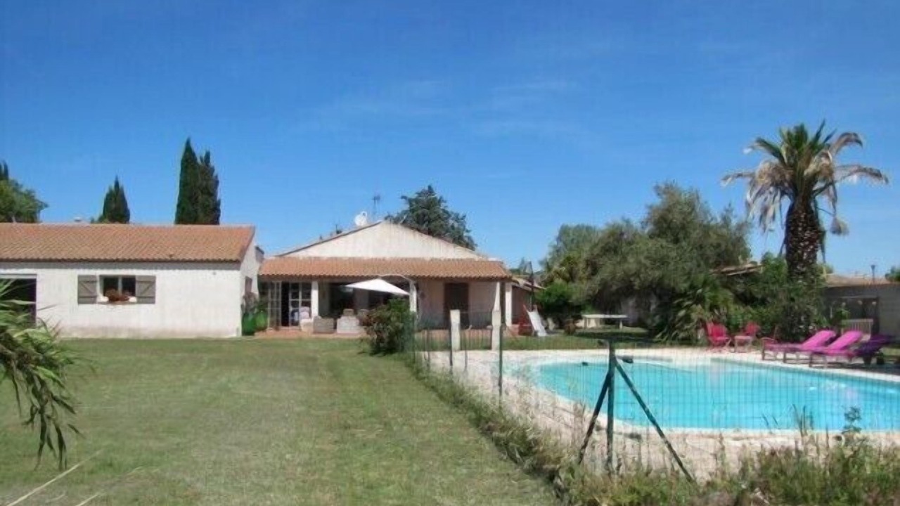Photo of Outdoor in Lunel