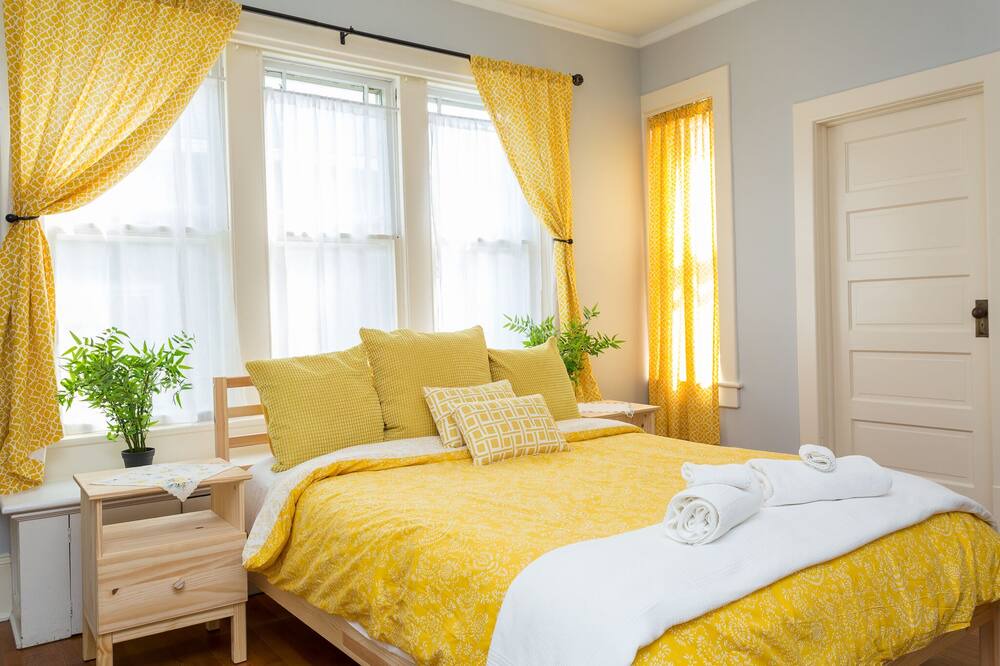 Photo of Bedroom in Harrisonburg