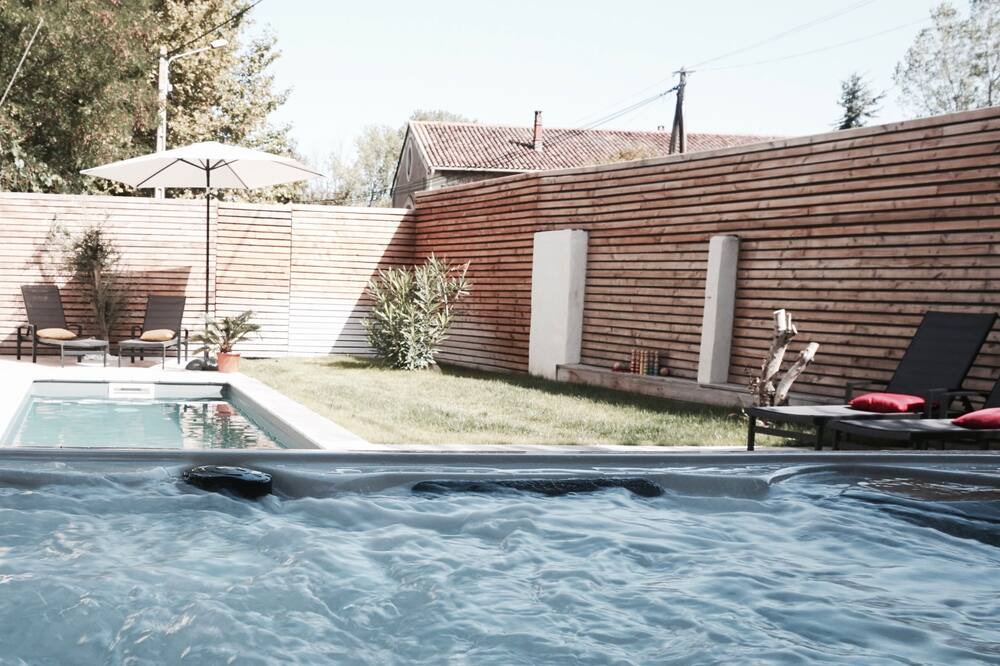 Photo of Outdoor in Montbazin