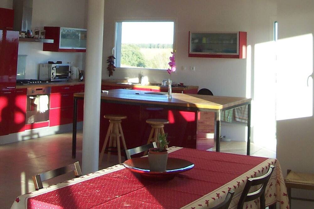 Photo of Kitchen in Catonvielle