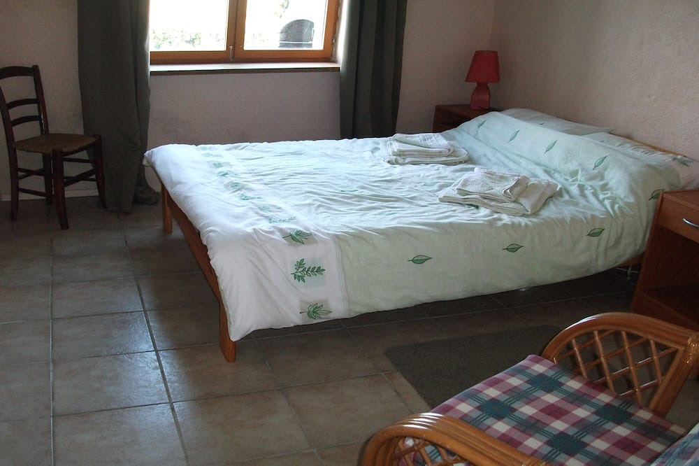 Photo of Bedroom in Tanus