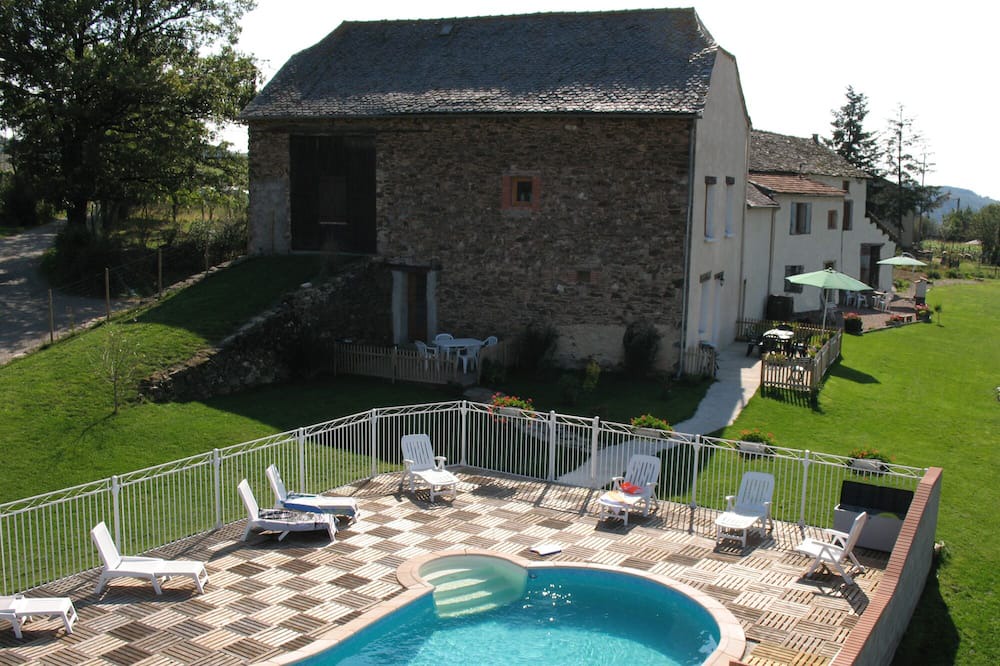 Photo of Outdoor in Tanus
