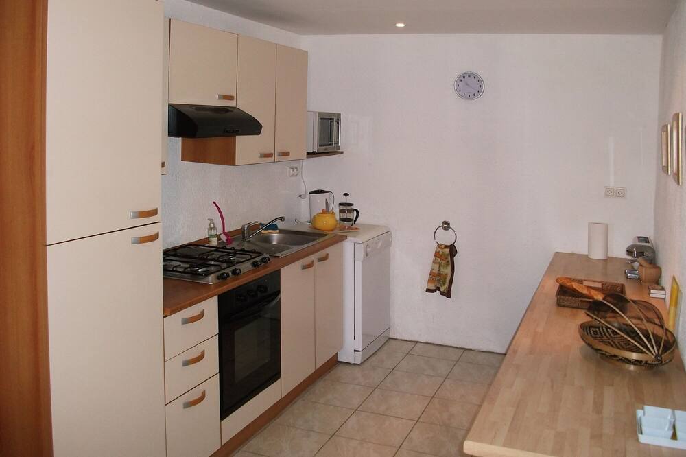 Photo of Kitchen in Tanus