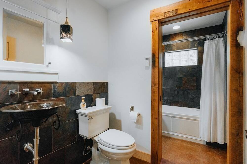 Photo of Bathroom in Alpine Northeast