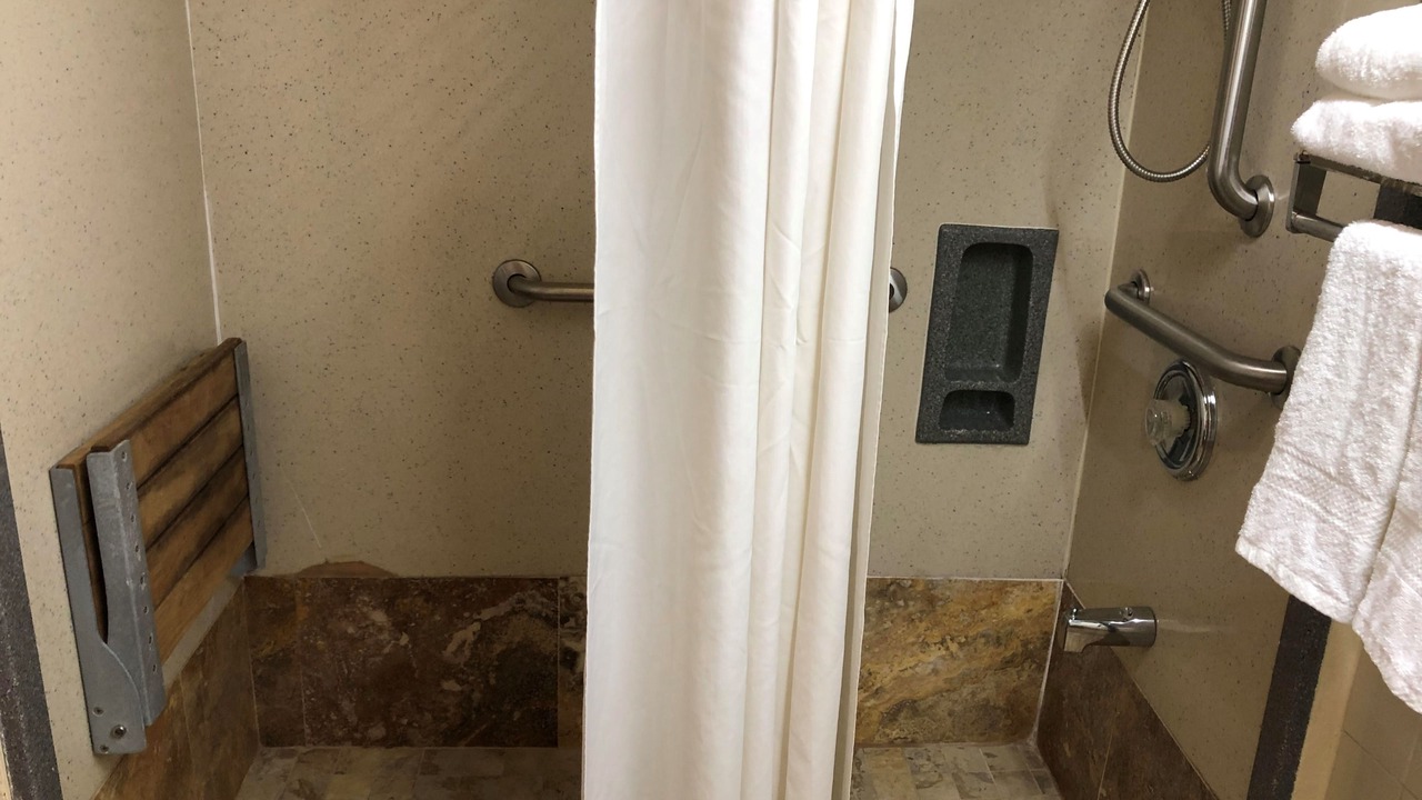Photo of Bathroom in Winkler