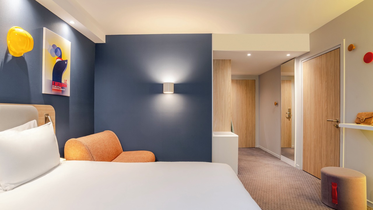 Photo of Bedroom in Lormont