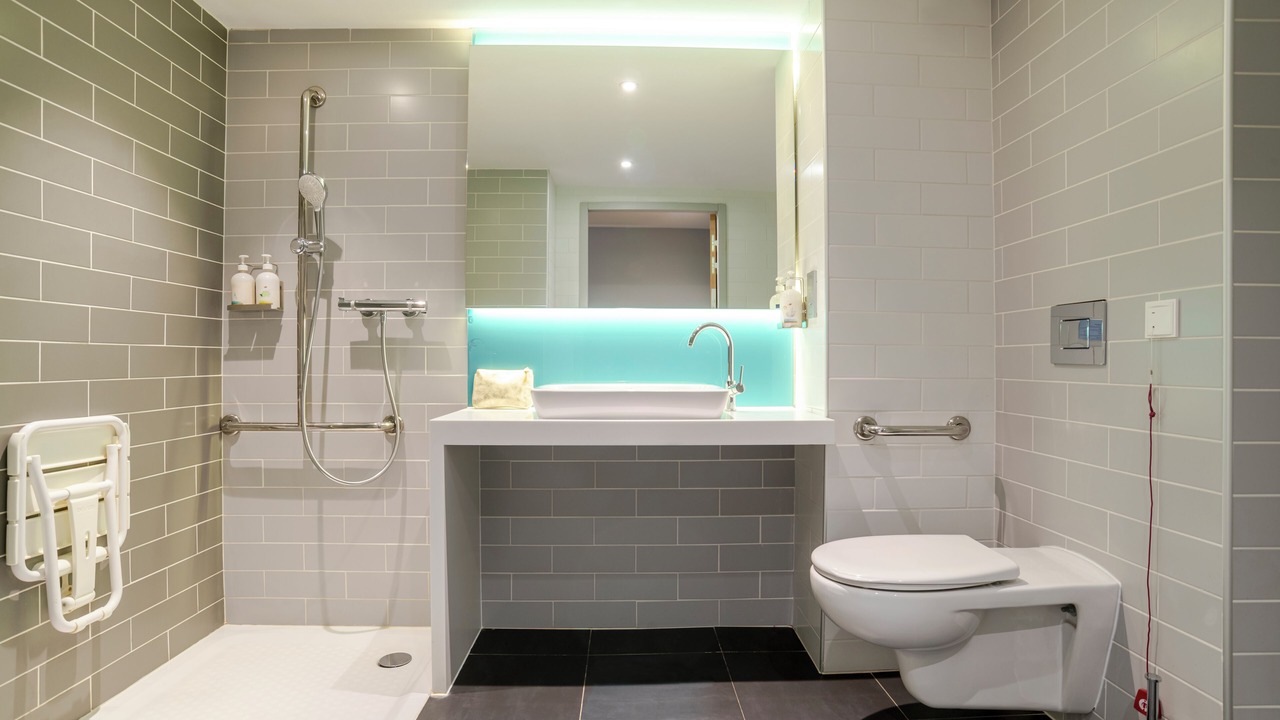 Photo of Bathroom in Lormont