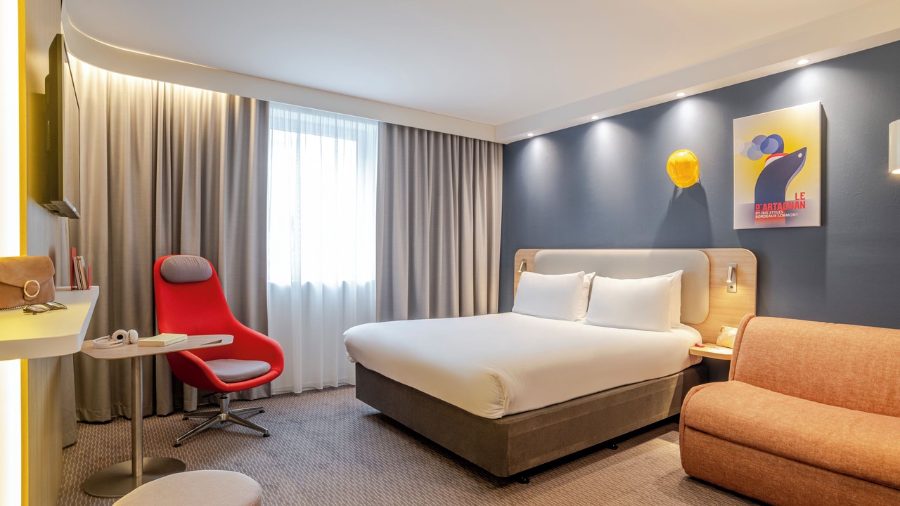 Photo of Bedroom in Lormont