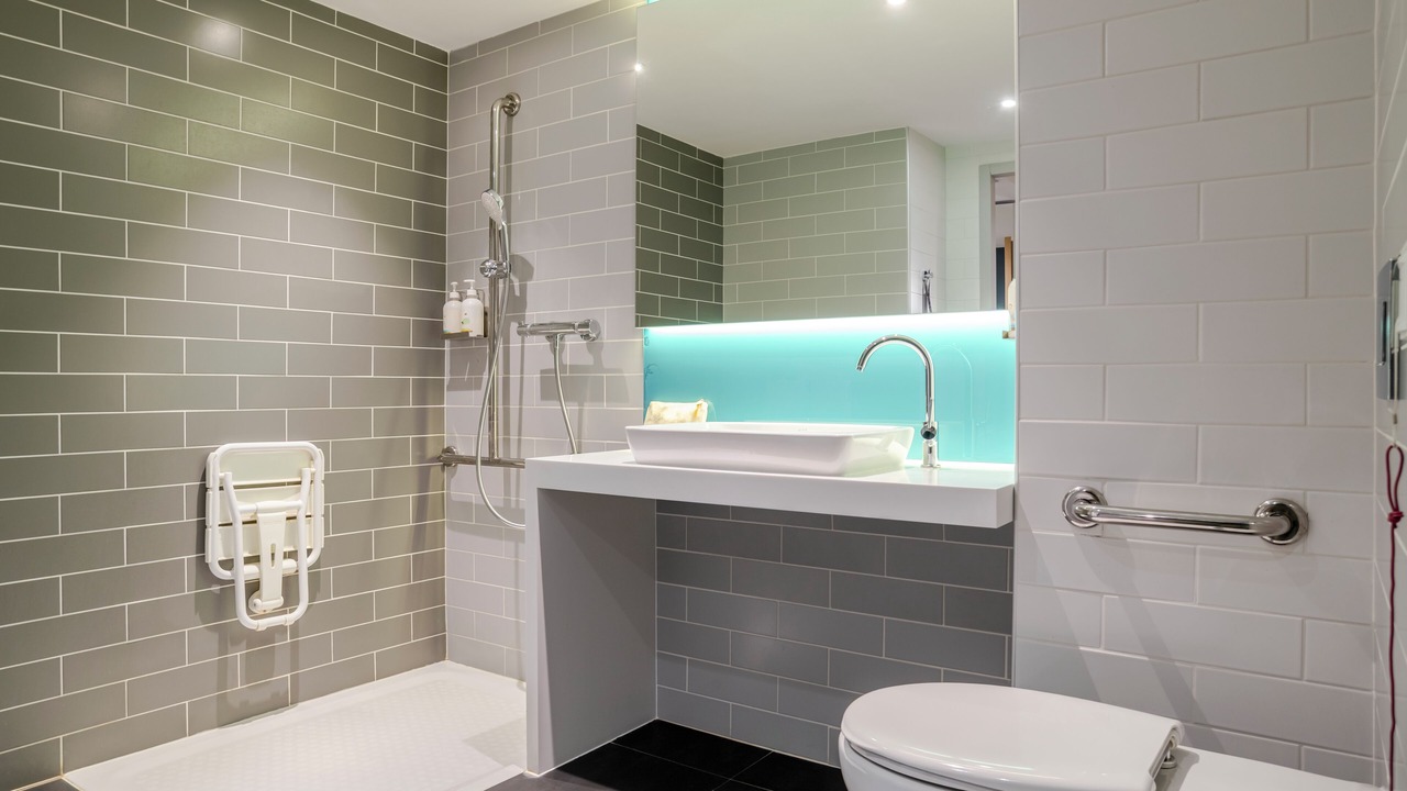 Photo of Bathroom in Lormont