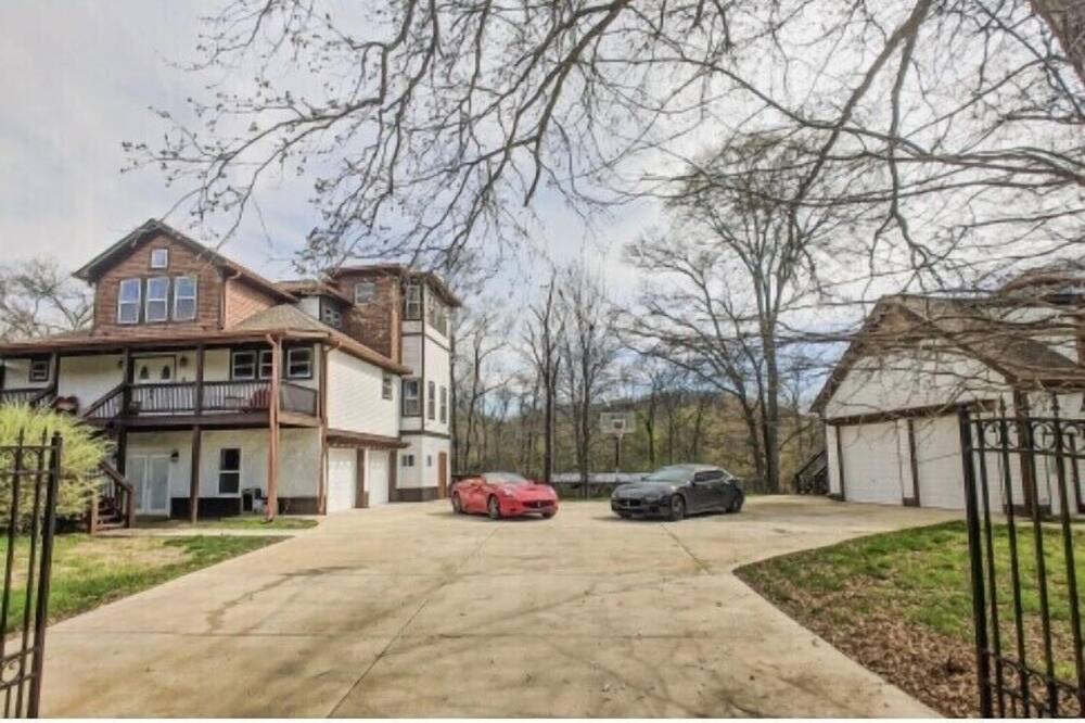 Photo of Outdoor in Ashland City