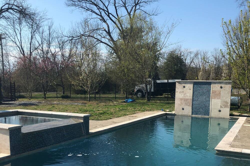Photo of Outdoor in Ashland City