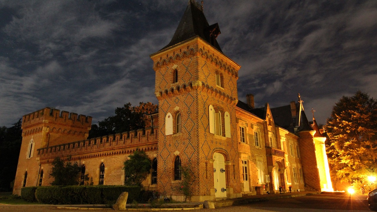 Photo of Outdoor in La Ferte-Saint-Aubin