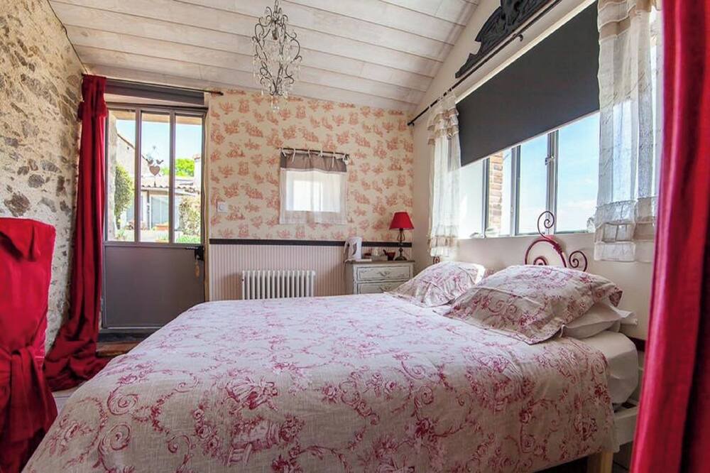 Photo of Bedroom in Les Herbiers