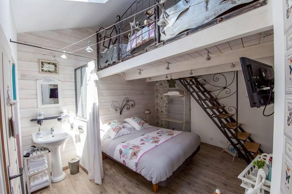 Photo of Bedroom in Les Herbiers