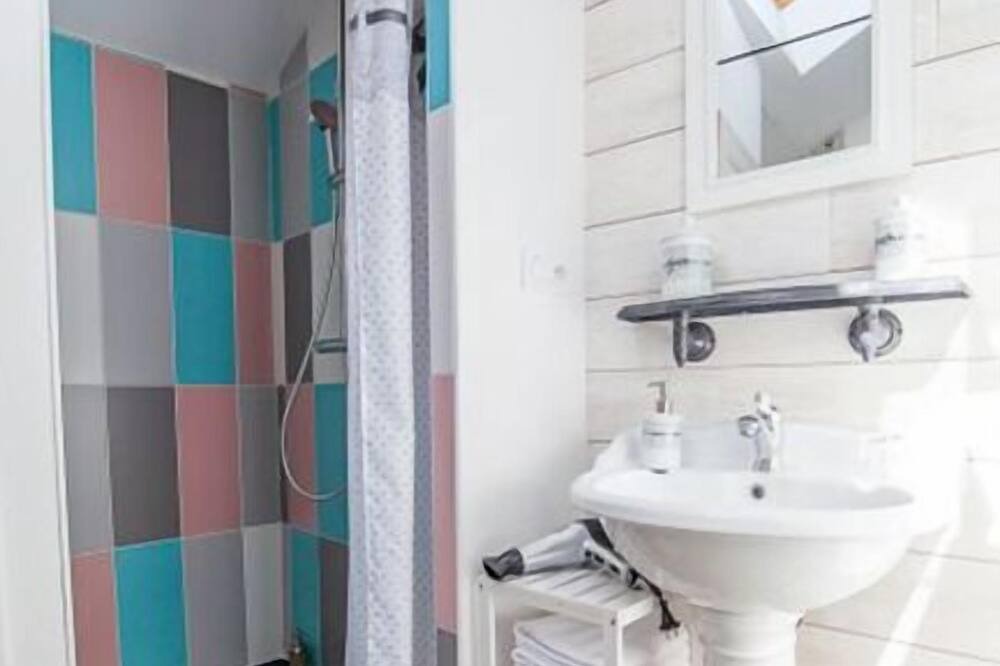 Photo of Bathroom in Les Herbiers