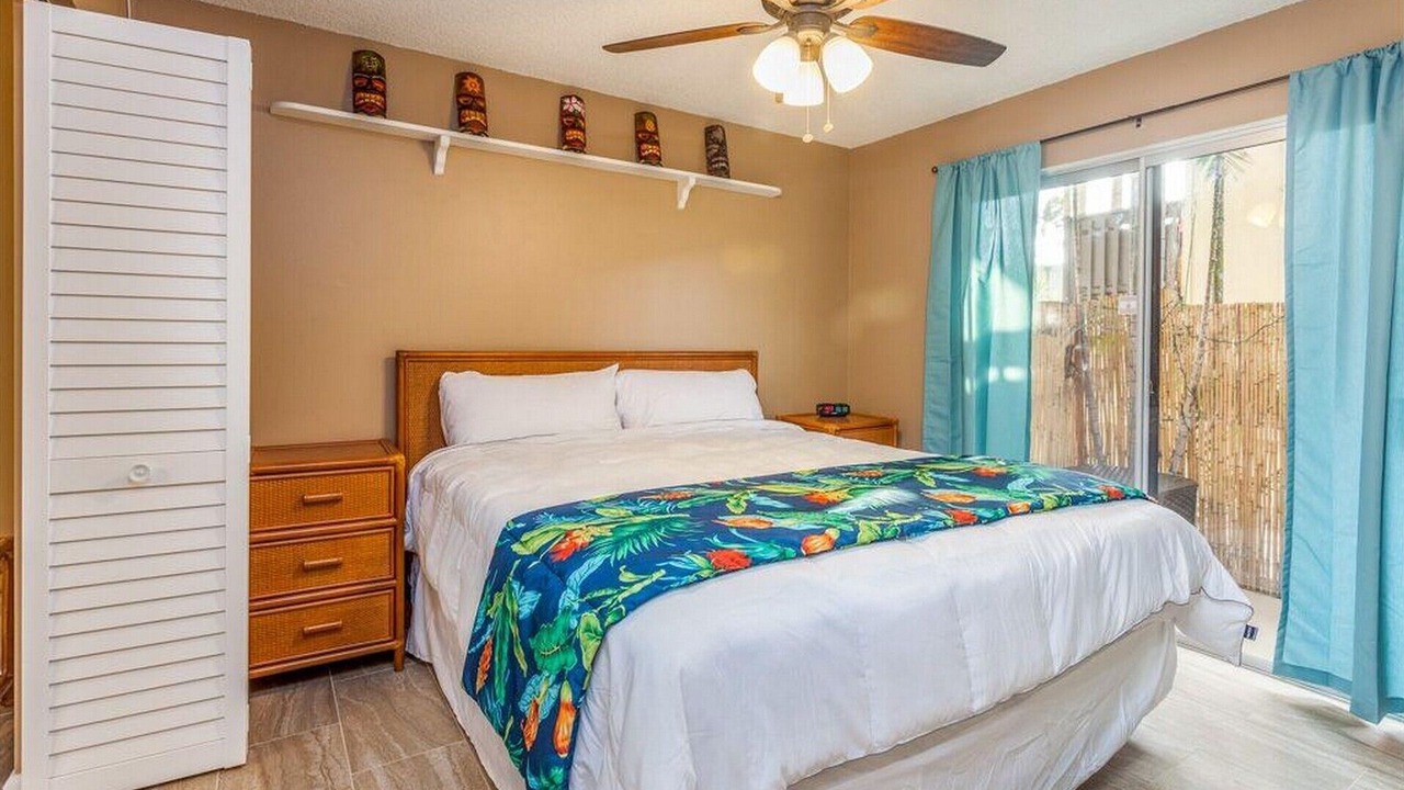 Photo of Others in Historic Kailua Village