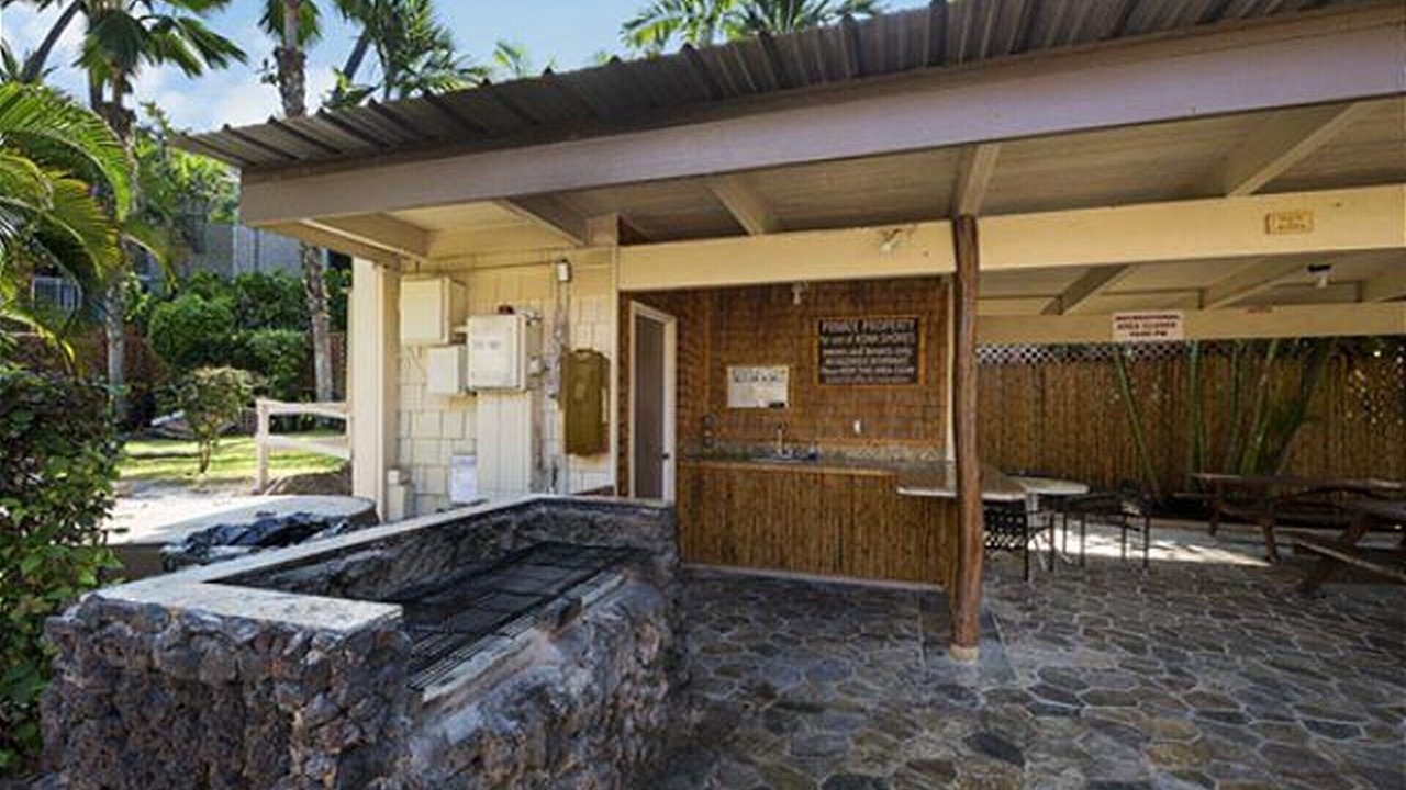 Photo of Others in Historic Kailua Village