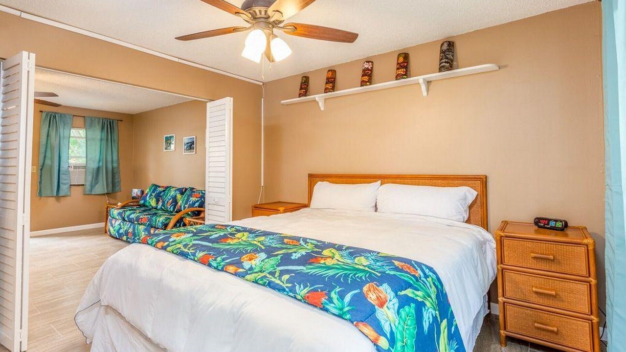 Photo of Others in Historic Kailua Village