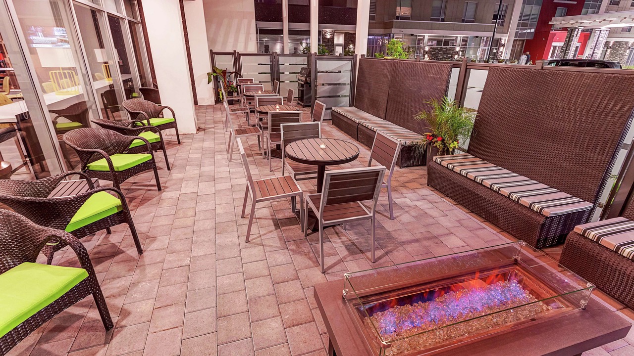 Photo of Patio Balcony in Steeles Industrial