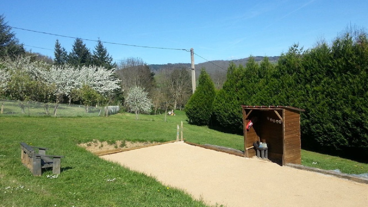 Photo of Outdoor in Villeneuve-dʼAllier