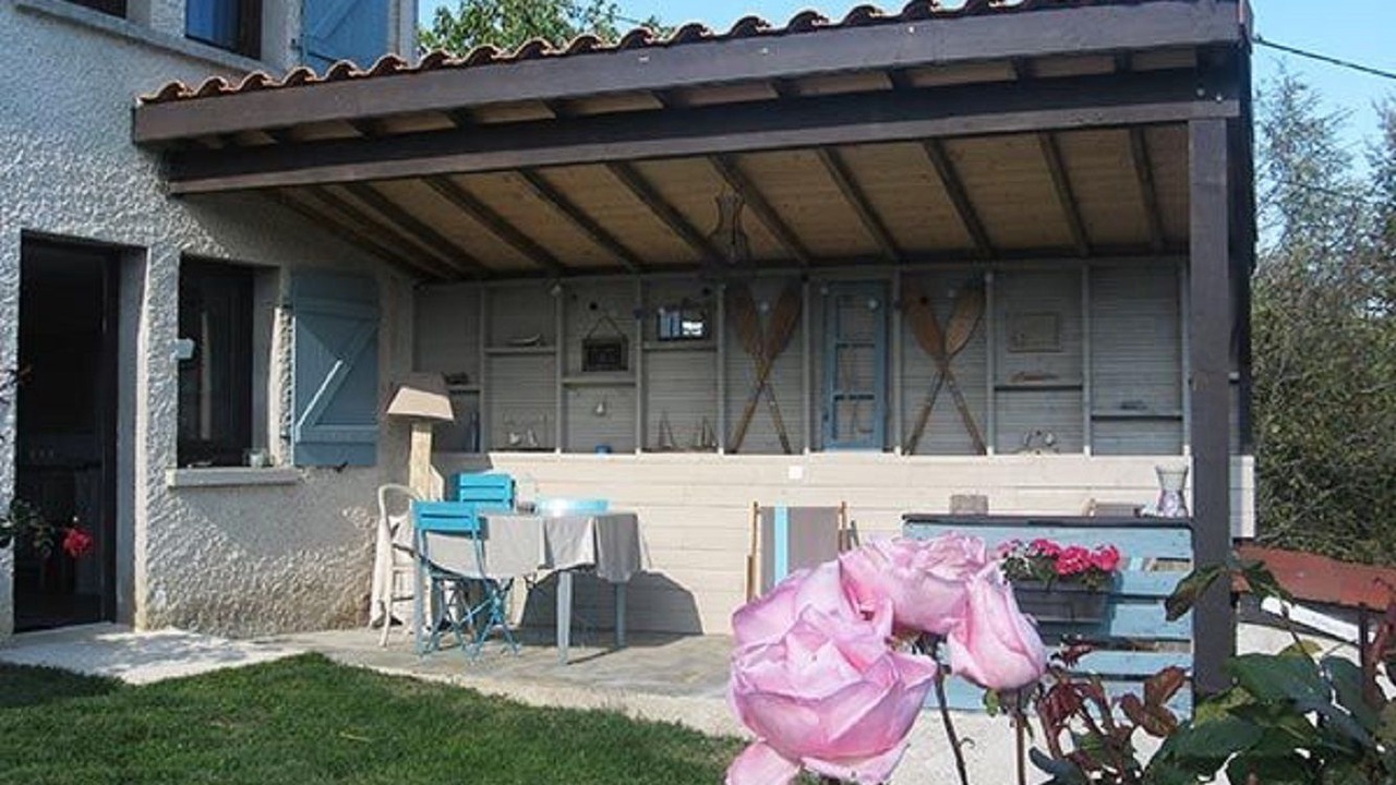 Photo of Outdoor in Villeneuve-dʼAllier