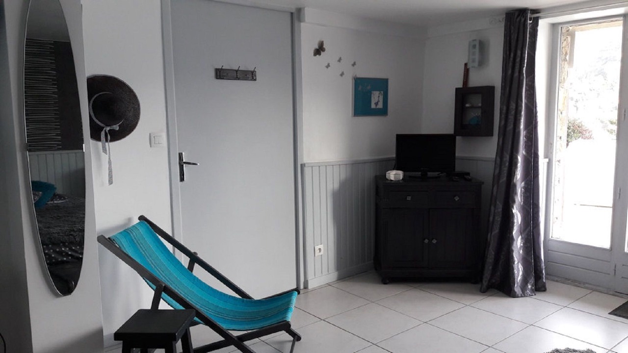 Photo of Bedroom in Villeneuve-dʼAllier