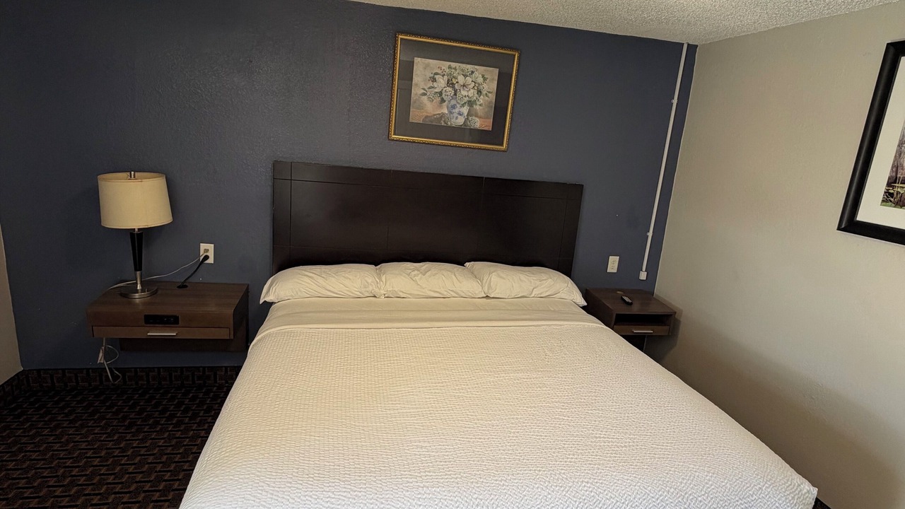 Photo of Bedroom in Gonzales