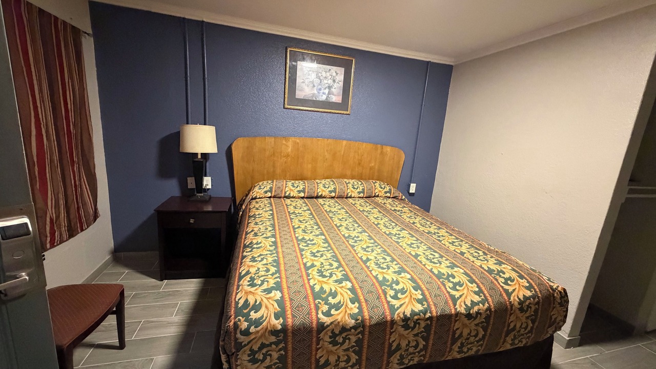 Photo of Bedroom in Gonzales