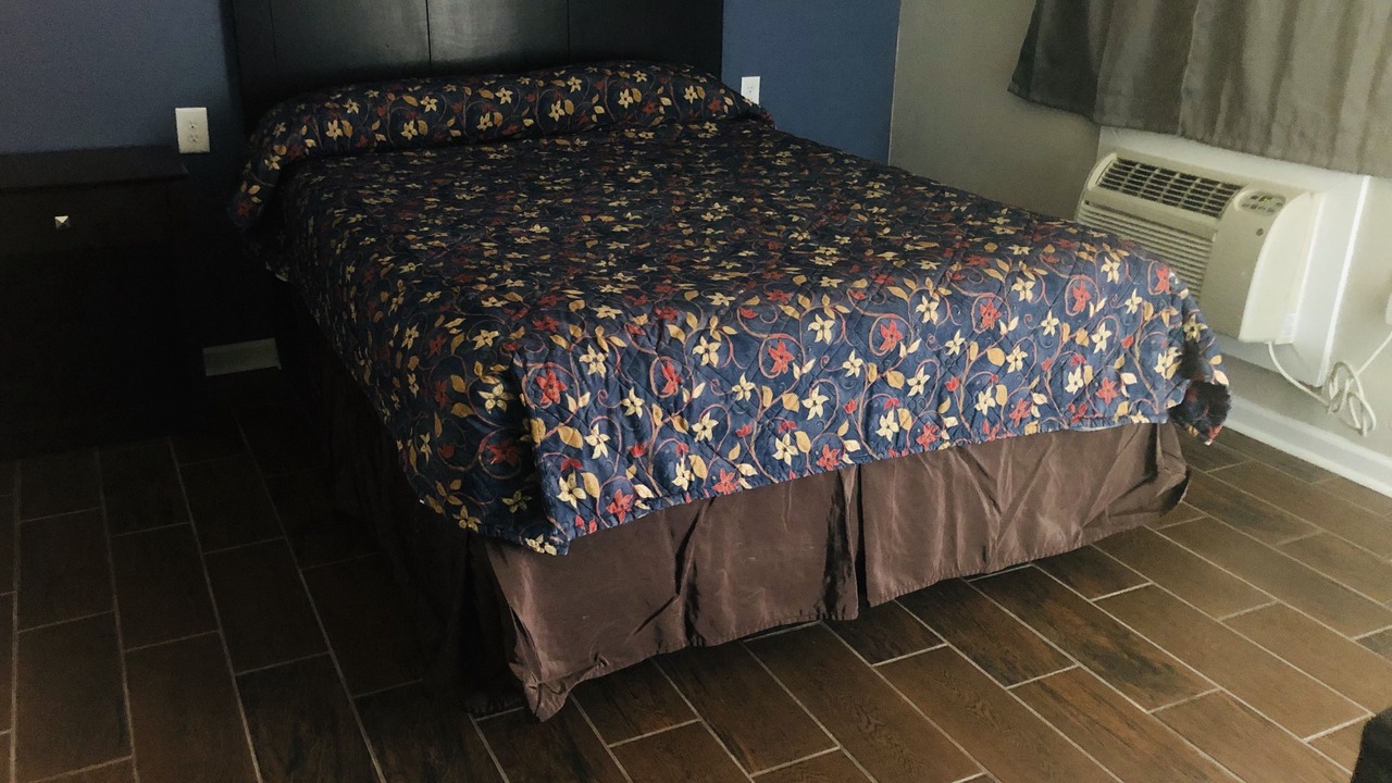 Photo of Bedroom in Gonzales