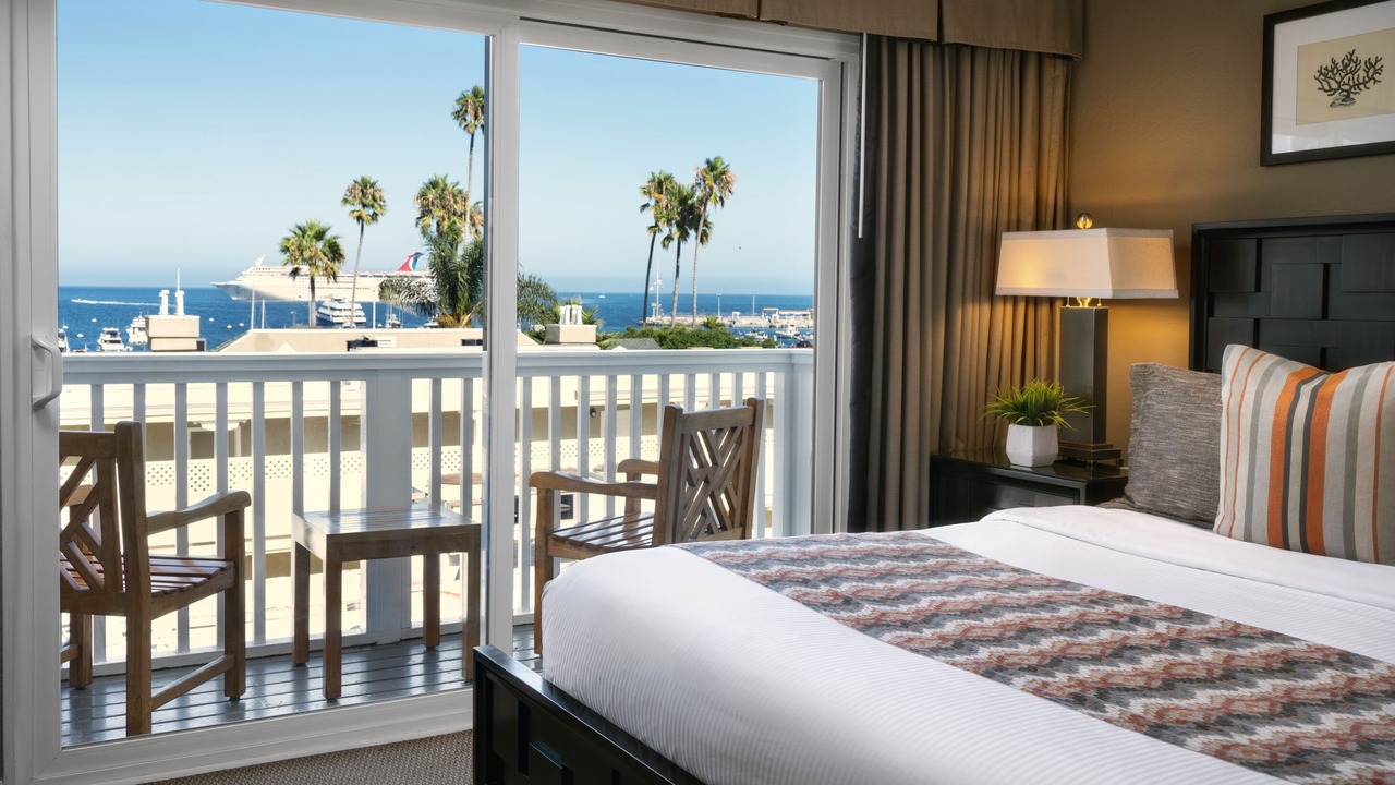 Photo of Bedroom in Avalon