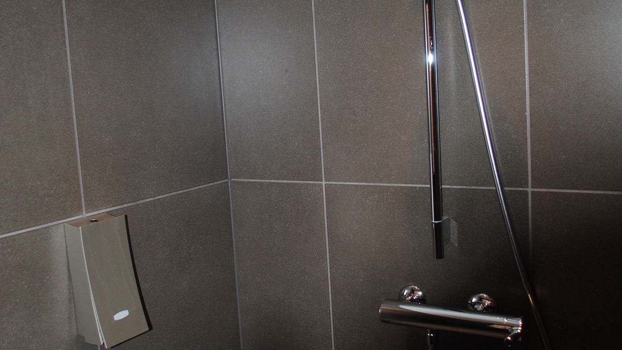 Photo of Bathroom in Saint-Leonard