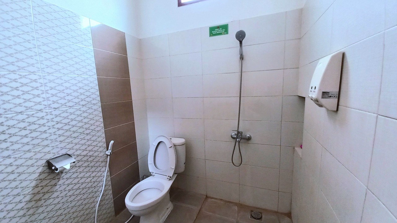 Photo of Bathroom in Central Yogyakarta