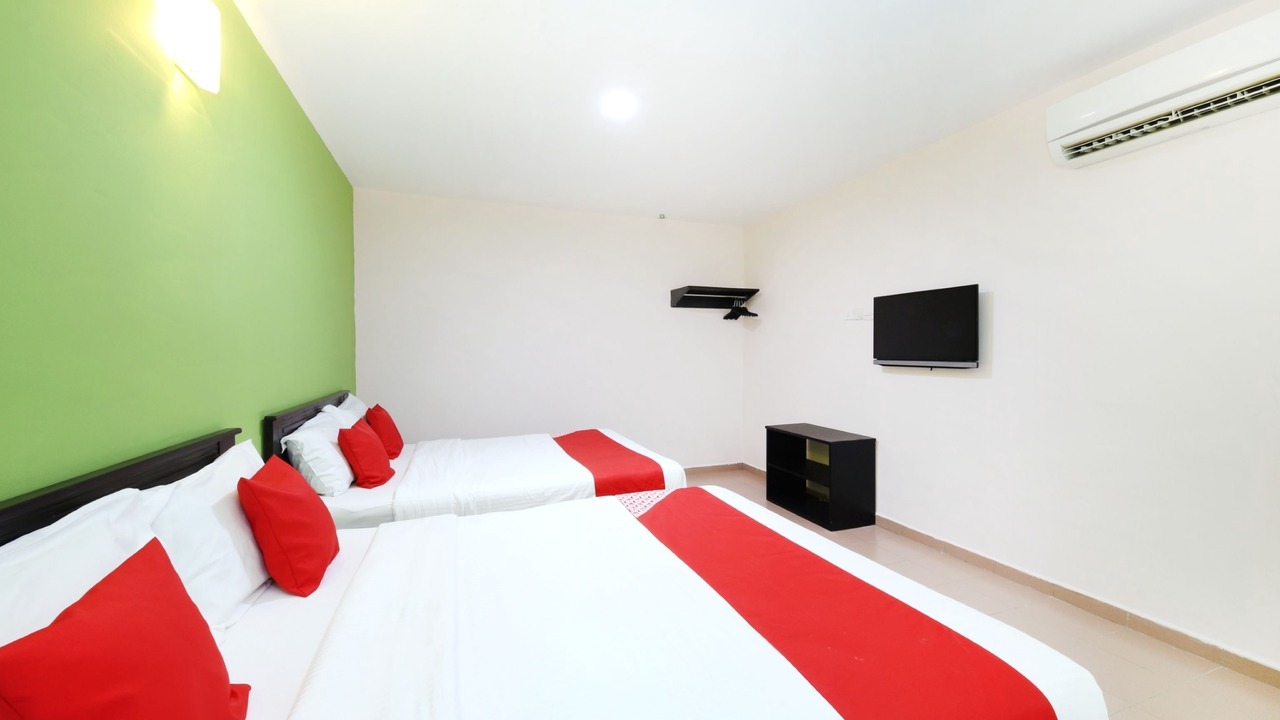 Photo of Others in Bahau