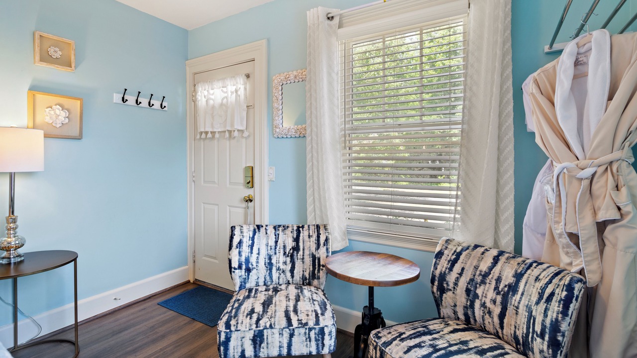 Photo of Bedroom in Westbrook Center