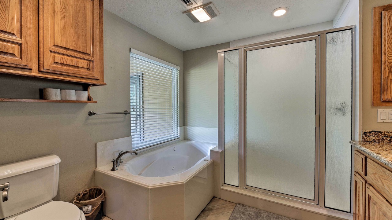 Photo of Bathroom in Decker Prairie
