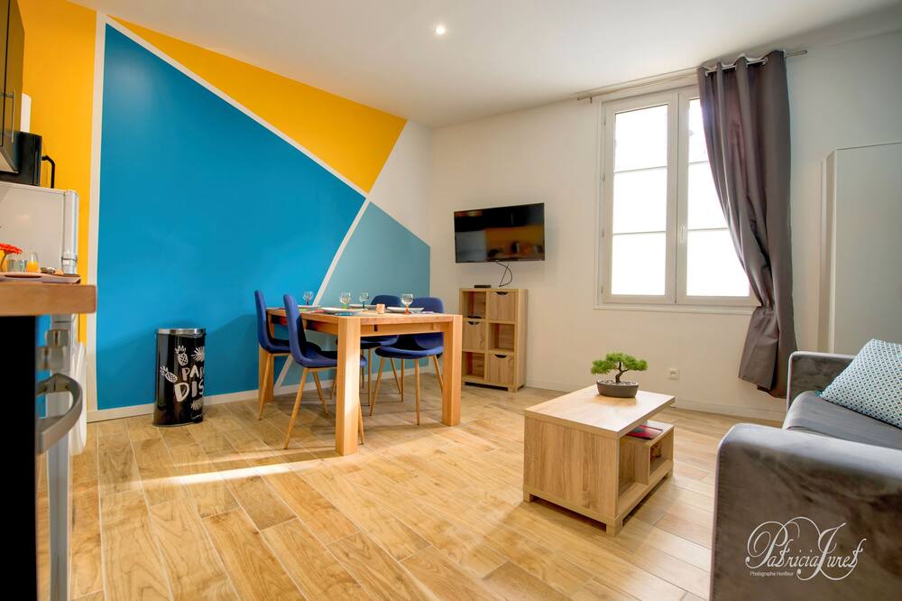 Photo of Livingroom in Saint-Martin-du-Littoral