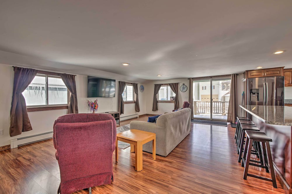 Photo of Livingroom in Manset