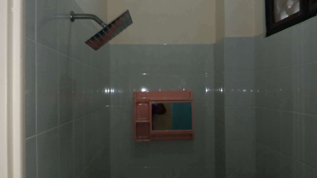 Photo of Bathroom in Kalipuro