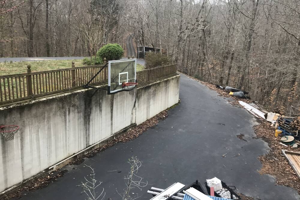 Photo of Others in Byrdstown
