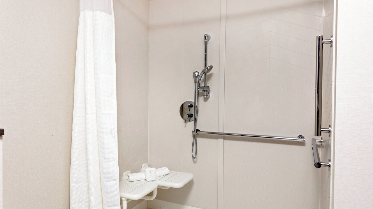 Photo of Bathroom in Port Clinton