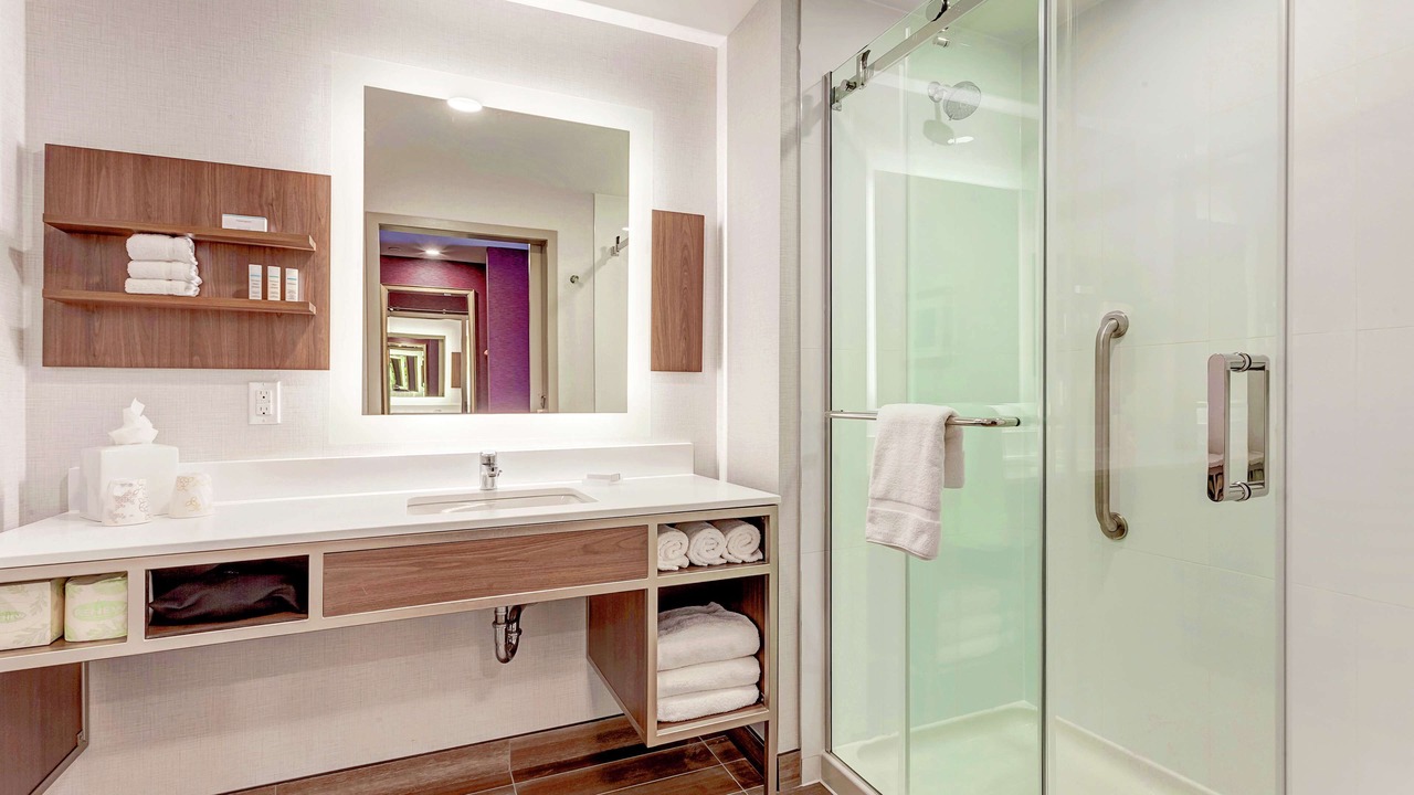 Photo of Bathroom in Steeles Industrial