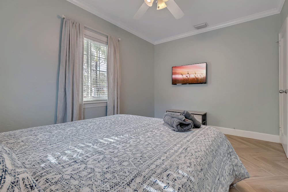 Photo of Bedroom in South Miami