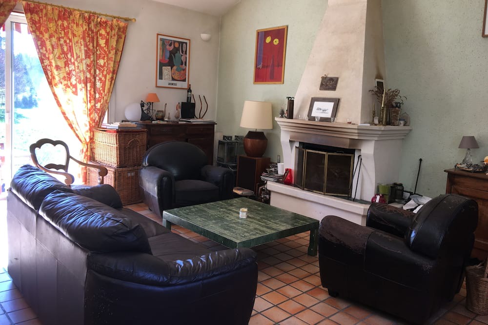 Photo of Livingroom in Bellac