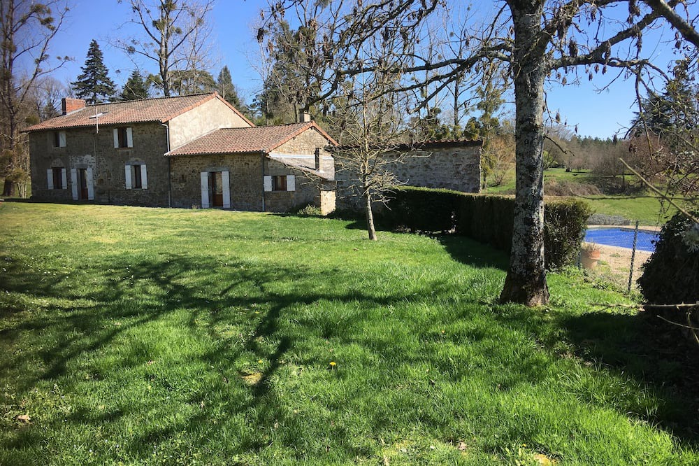 Photo of Outdoor in Bellac