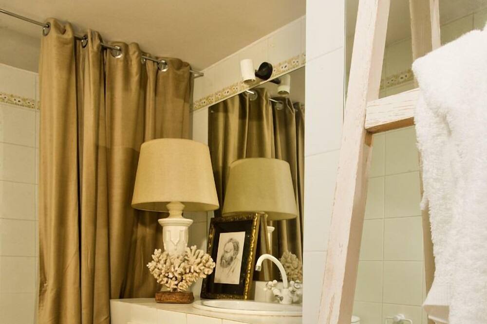 Photo of Bedroom in Castrillo Del Val